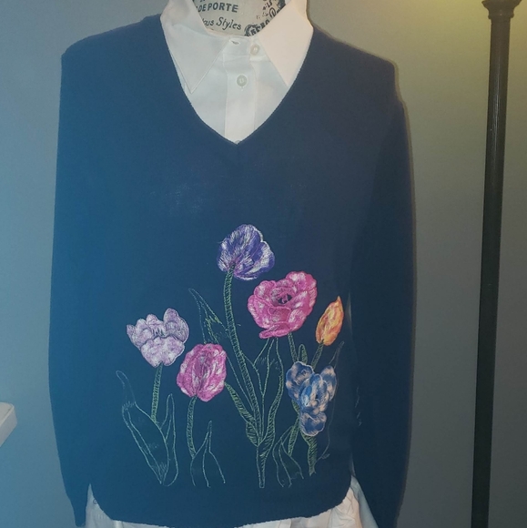 Vintage CYN LES Sweater - Picture 2 of 4